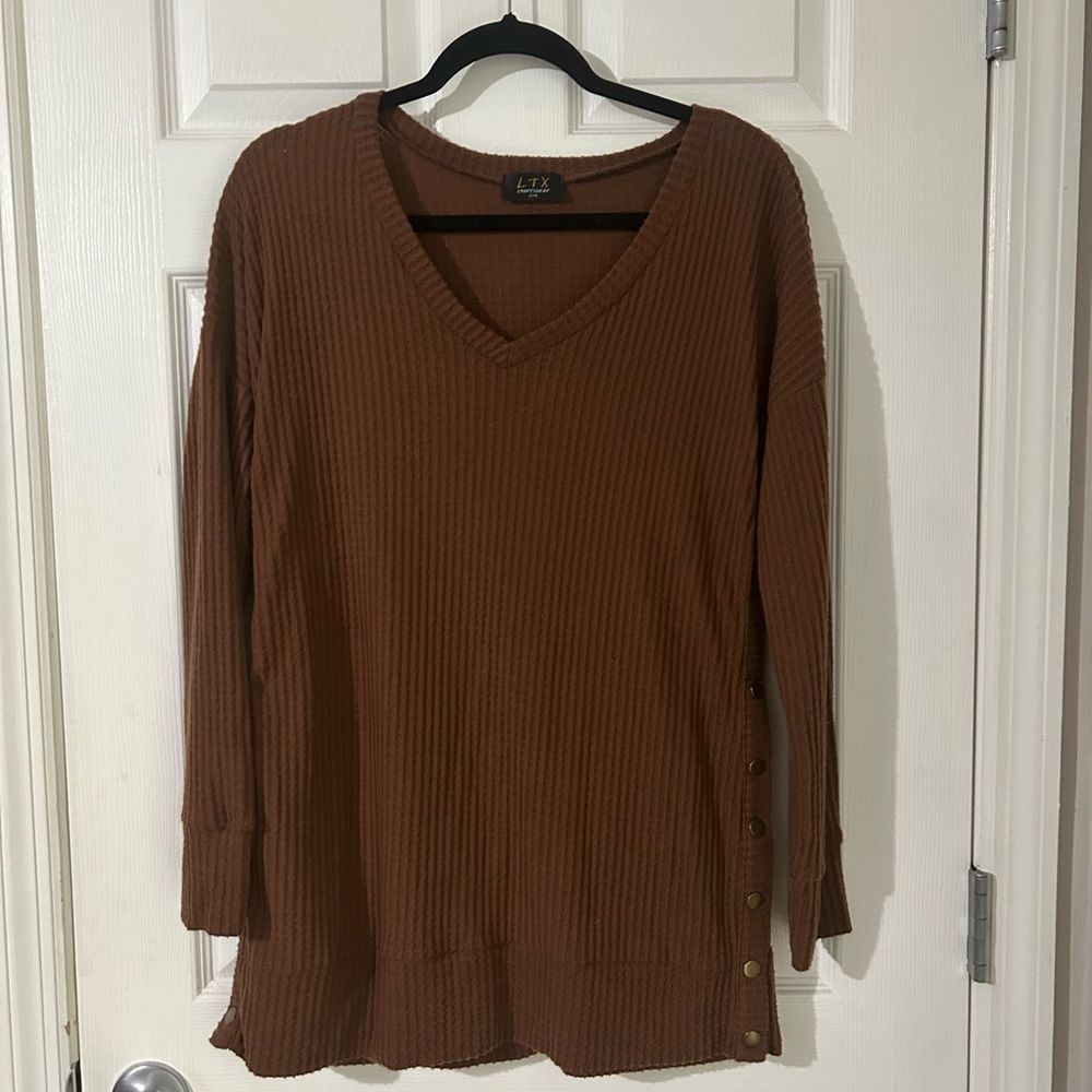 Waffle fabric sweater